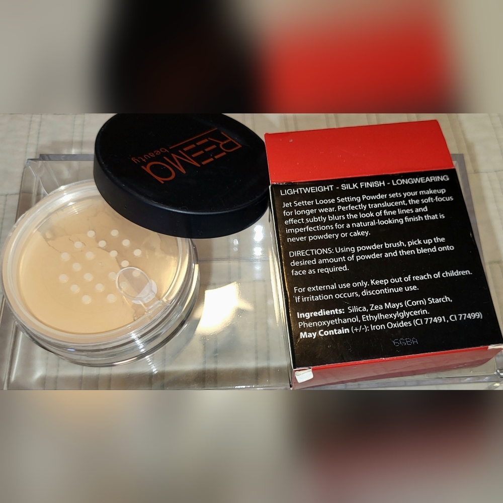 Reema Jet Setter Loose Setting Powder - Translucent